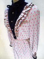 いちご柄ワンピース(グレーxピンクxネイビー)