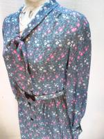 花柄ワンピース(グレーxピンク&ホワイト&カーキ)