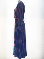 花&点々ストライプ柄ワンピース(ネイビーxピンクxレッドxターコイズ)