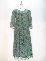 リーフ柄レースワンピース(グリーンxベージュ)