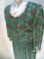 リーフ柄レースワンピース(グリーンxベージュ)