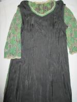 リーフ柄レースワンピース(グリーンxベージュ)