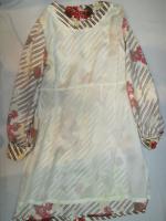 斜めボーダー&花柄ワンピース(オフホワイト&ブラウンxレッド&グリーン)