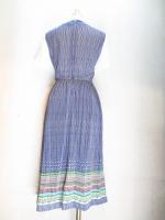 ニット&幾何学柄ワンピース(ホワイトxネイビー&オレンジ&グリーン)