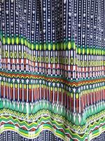 ニット&幾何学柄ワンピース(ホワイトxネイビー&オレンジ&グリーン)