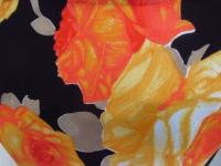 花柄ワンピース(ブラックxオレンジ&ライトオレンジ&ベージュ)