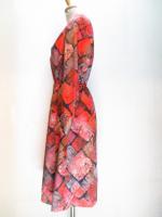 幾何学格子柄ワンピース(レッドxブラックxグレー)