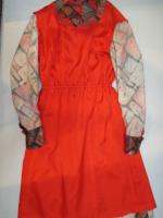 幾何学格子柄ワンピース(レッドxブラックxグレー)