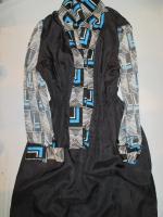 幾何学柄ワンピース(ブラックxホワイトxライトブルー)