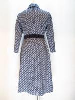 幾何学柄コートワンピース(ブラックxホワイト)