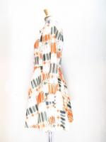 幾何学柄ワンピース(クリームxオレンジ&カーキ&ベージュ)
