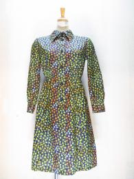 小花柄ワンピース(ネイビーxオレンジ&イエロー&ホワイト&グリーン)