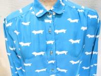ダックスフンド柄シャツ(ライトブルーxホワイト)