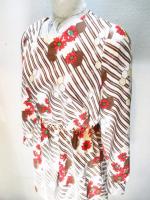 斜めボーダー&花柄ワンピース(クリームxブラウン&レッド)