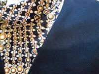 無地&幾何学柄ワンピース(ブラックxベージュ&ブラウン)