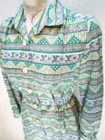 幾何学ボーダー&花柄ワンピース(グリーンxライトグリーンxベージュ)